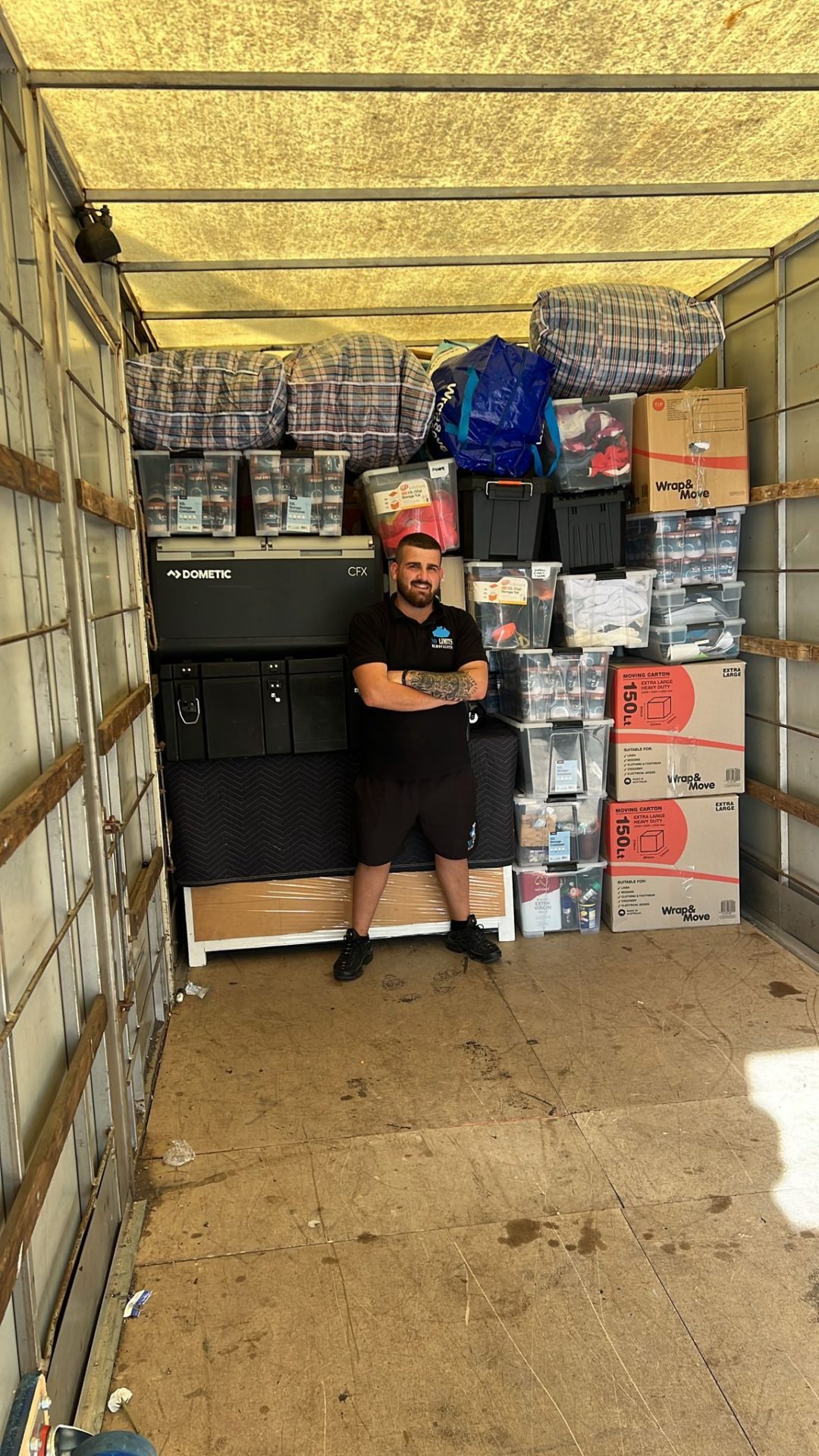 A loaded No Limits truck
